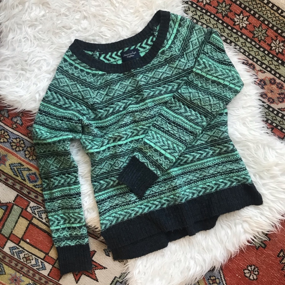 American Eagle Sweater